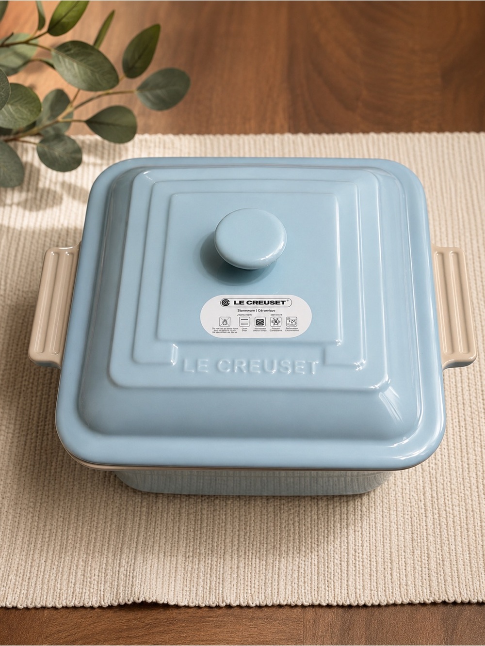 Le Creuset Stoneware Classic Square Baking Dish 23cm 3L with Lid Sky Blue